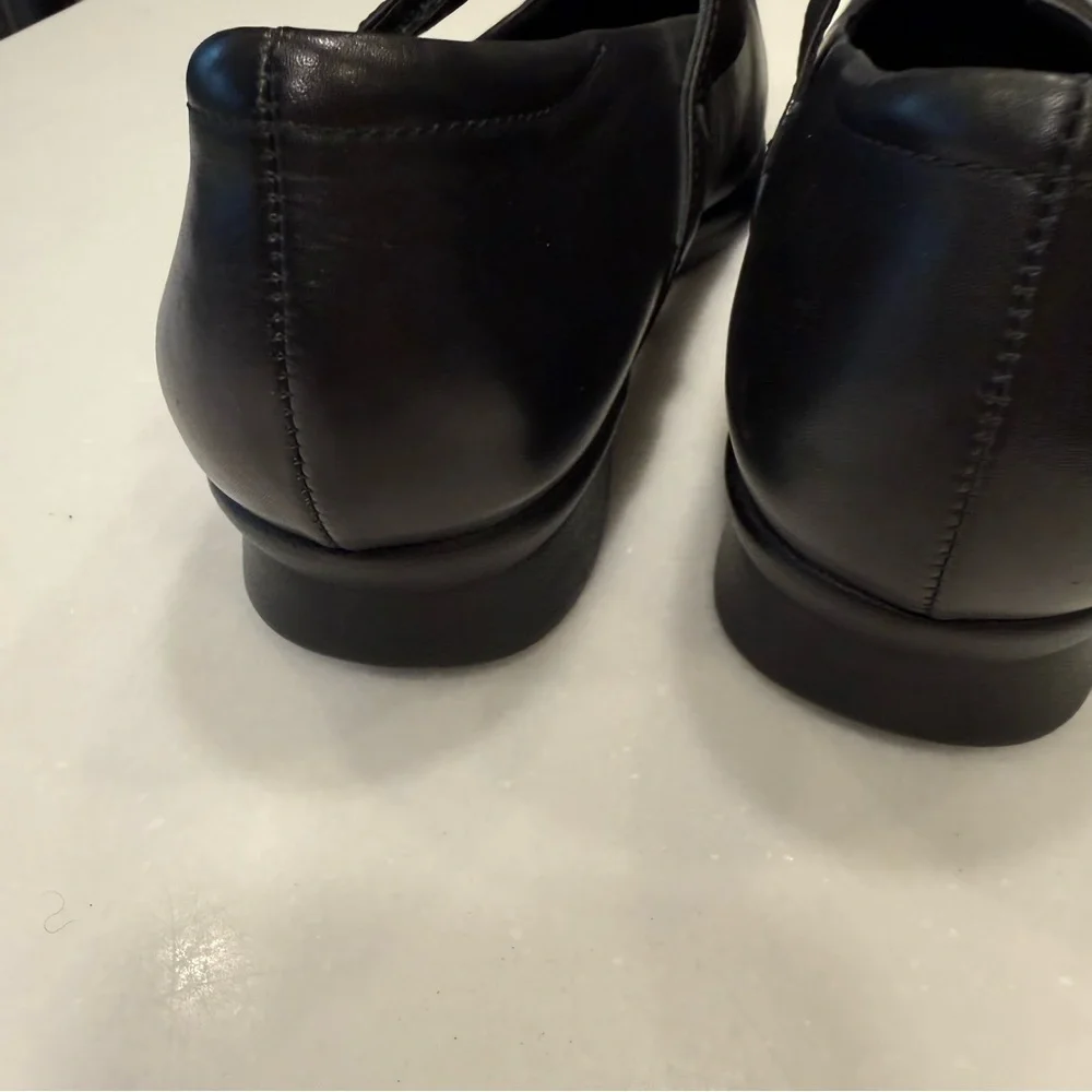 Kumfs Shoes Sz US 8 XXW EU 38.5 Black Leather Mary Jane Strap Low Wedge NEW!